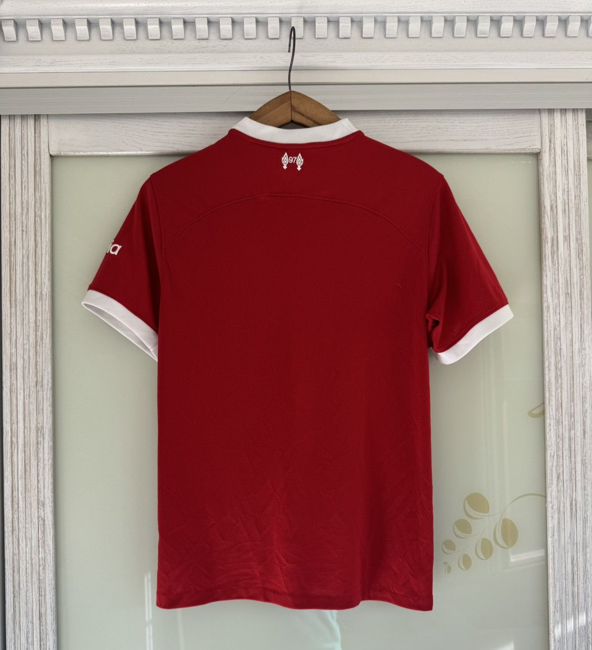 Nike Liverpool 2023-2024 Home Soccer Jersey Football Shirt Kit Size US S / EU 44-46 / 1 - 2 Thumbnail