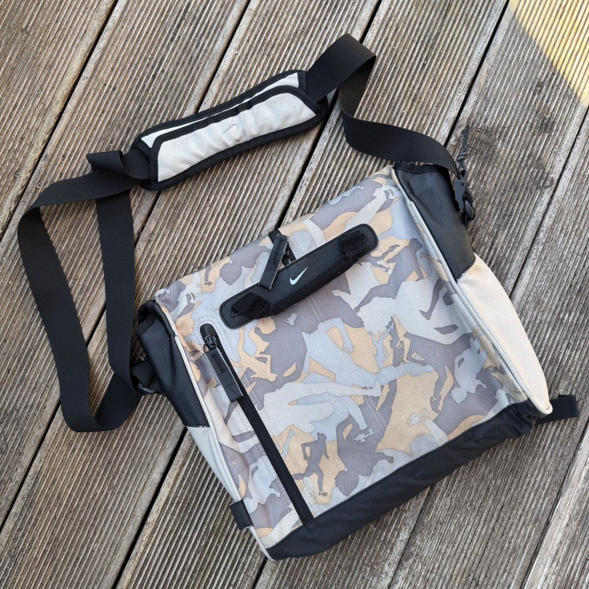 Nike × Vintage Nike Vintage X Cordura Camo Military Shoulder Bag Gym y2k Size ONE SIZE - 7 Thumbnail