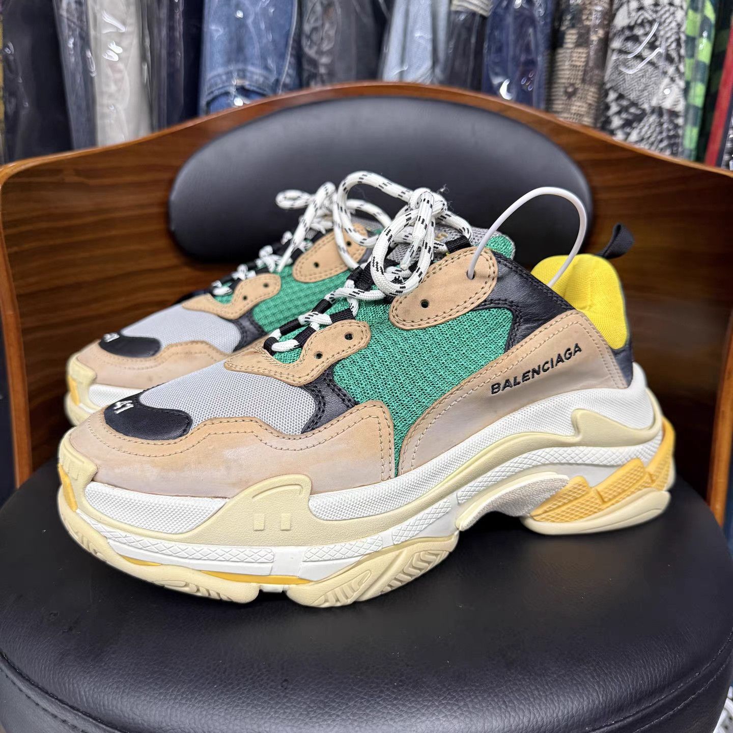 Balenciaga Balenciaga Triples Sneakers K15 Size US 8 / EU 41 - 1 Thumbnail