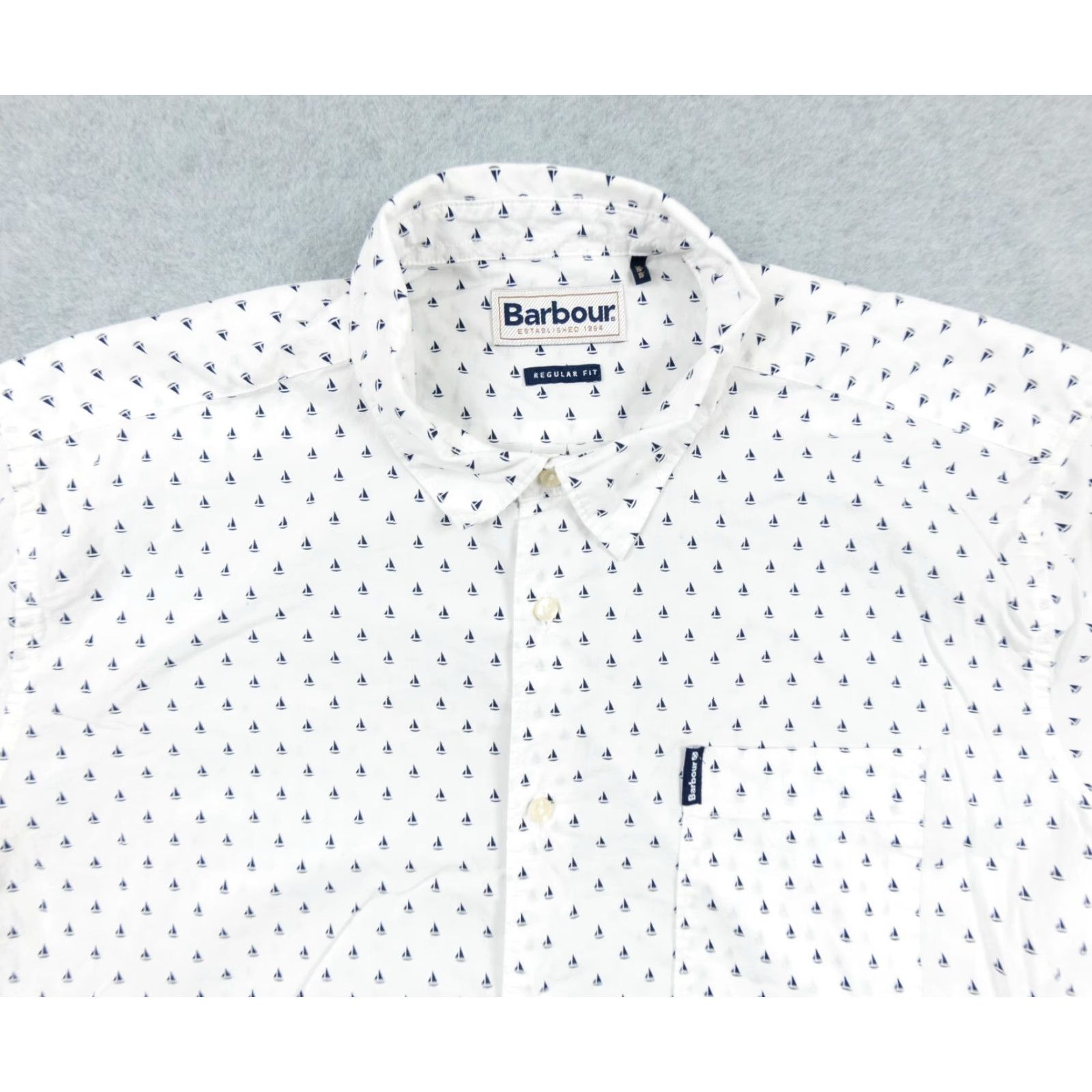 Barbour Barbour White Short Sleeve Button-Up Shirt Men's Medium Collared Preppy Size US M / EU 48-50 / 2 - 2 Thumbnail