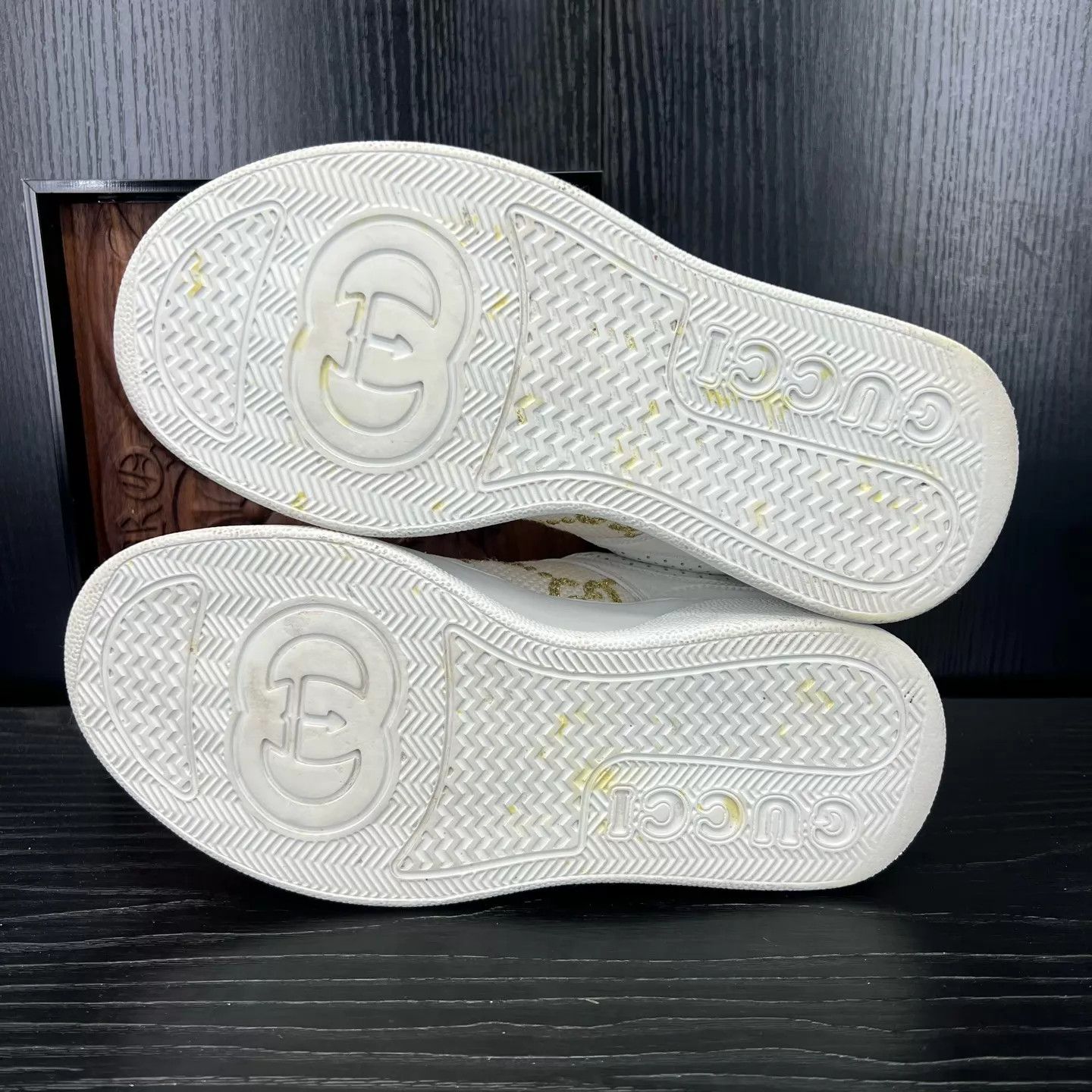 Gucci Gucci Biscuit Shoes White Gold 36.5 Size US 6 / IT 36 - 5 Thumbnail