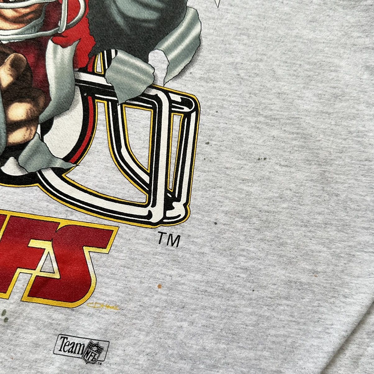 NFL Vintage 90s Kansas City Chiefs NFL Faded Painted T Shirt Size US XL / EU 56 / 4 - 8 Thumbnail