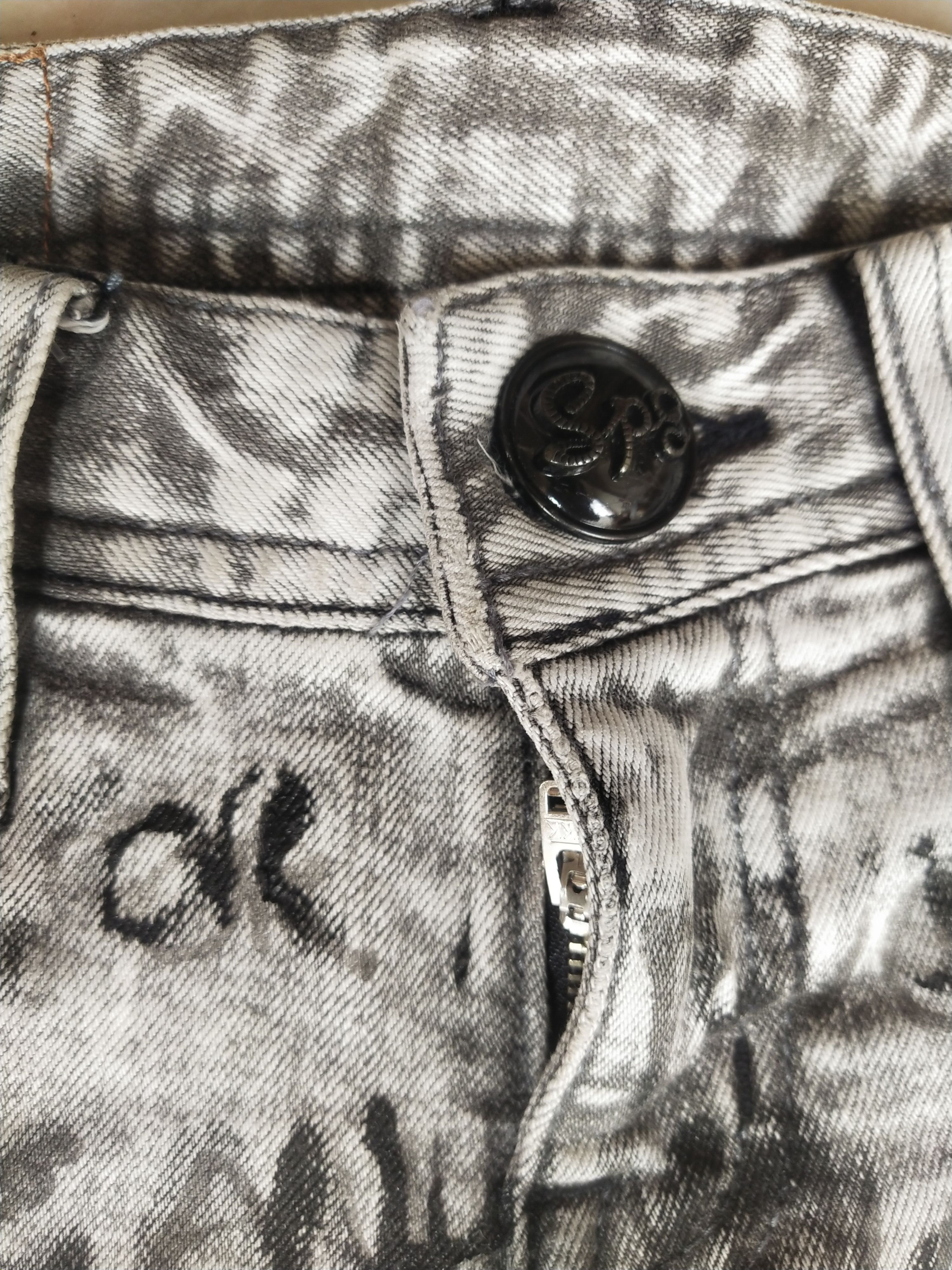 Hysteric Glamour 2000s Spiral Girl Acid Wash Graffiti Grunge Denim Shorts Y2K Size 29" - 4 Thumbnail
