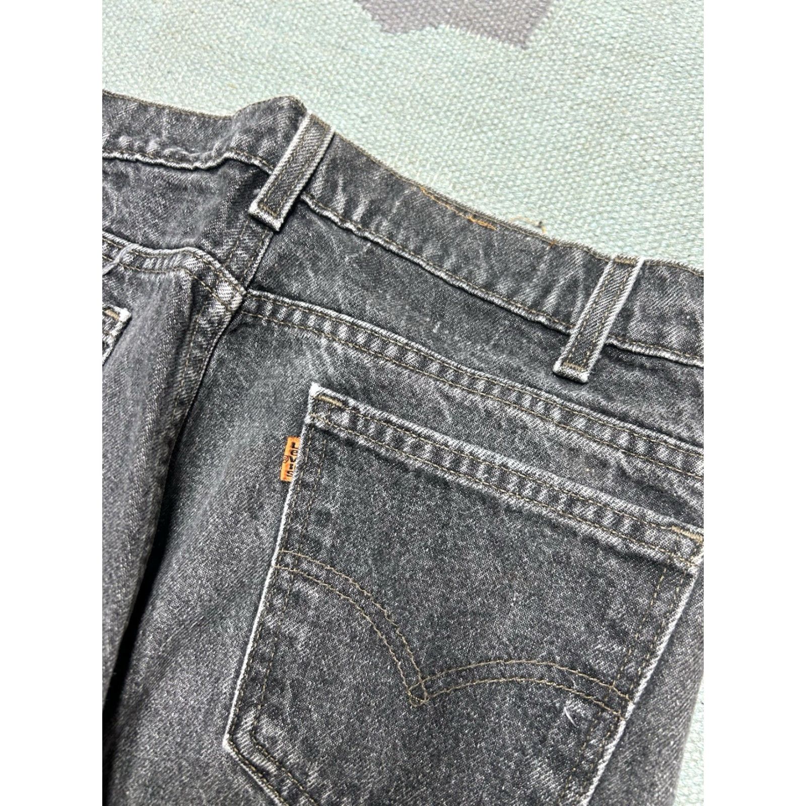 Levi's VINTAGE Levi’s 505 Jeans Black Denim Orange Tab Straight Leg USA 32x33 Mens Jeans Size US 32 / EU 48 - 4 Thumbnail