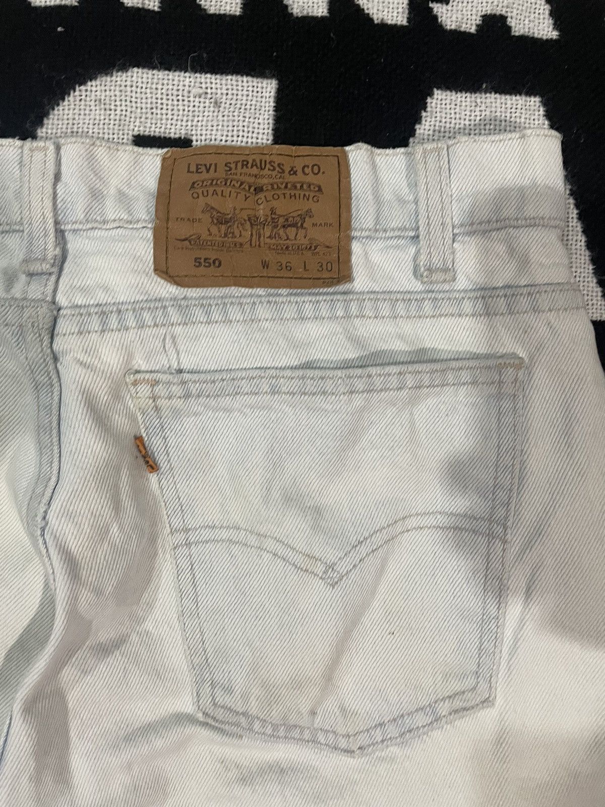 Levi's × Vintage Vintage Levi’s 550 Relaxed Fit Jeans Pants Button 575 90s Size US 35 - 7 Thumbnail