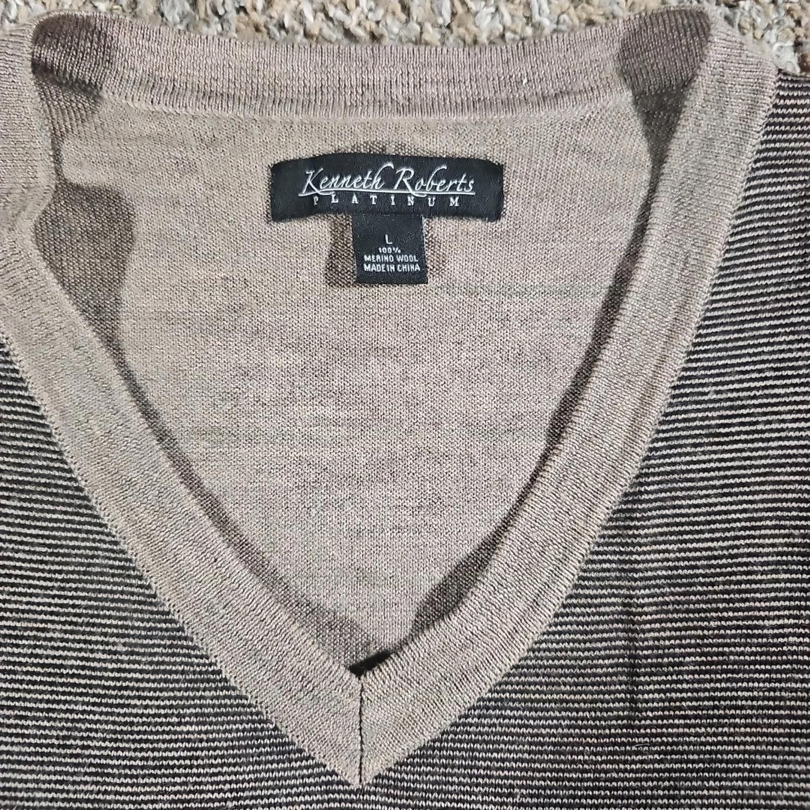 Other Kenneth Roberts Platinum L Merino Wool Vest Size US L / EU 52-54 / 3 - 3 Thumbnail