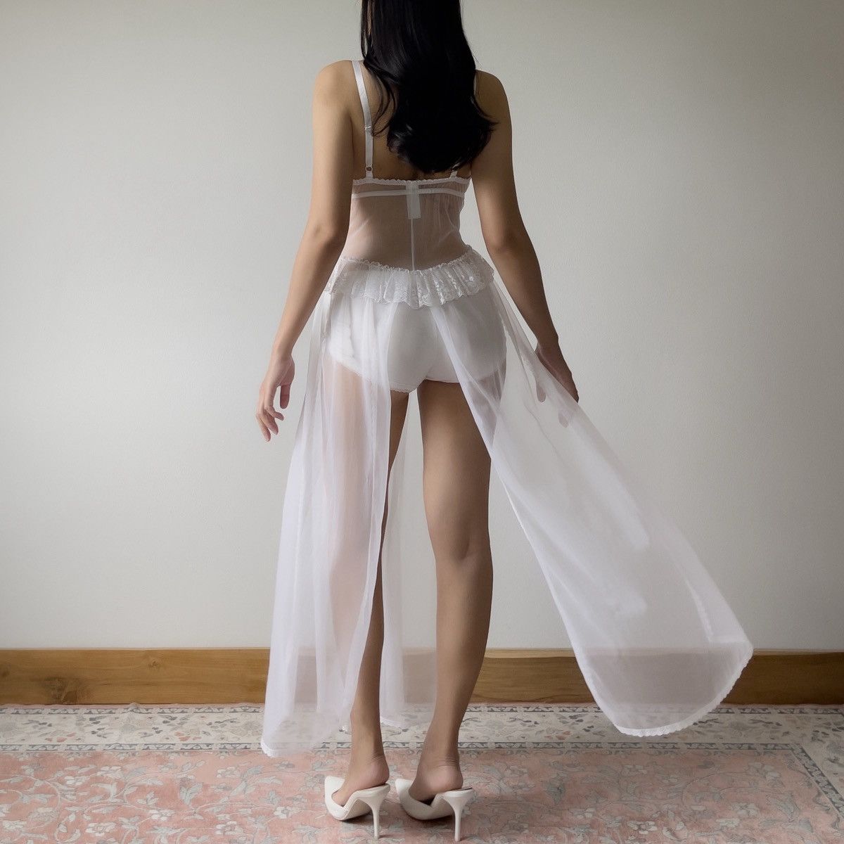 Other Frederick’s of Hollywood 90s White Lace Lingerie Gown (XS–M) Size M / US 6-8 / IT 42-44 - 10 Thumbnail
