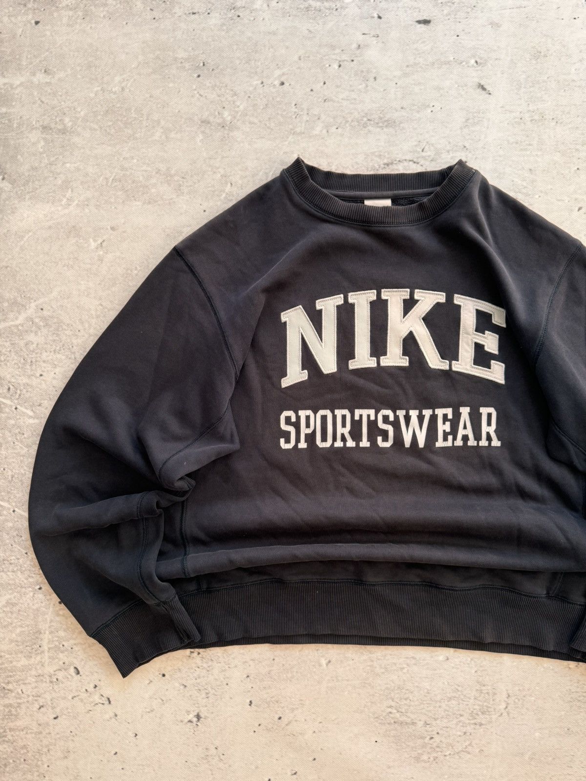 Nike × Vintage NIKE VINTAGE CENTER LOGO OVERSIZE BOXY SWEATSHIRT Size US L / EU 52-54 / 3 - 2 Thumbnail