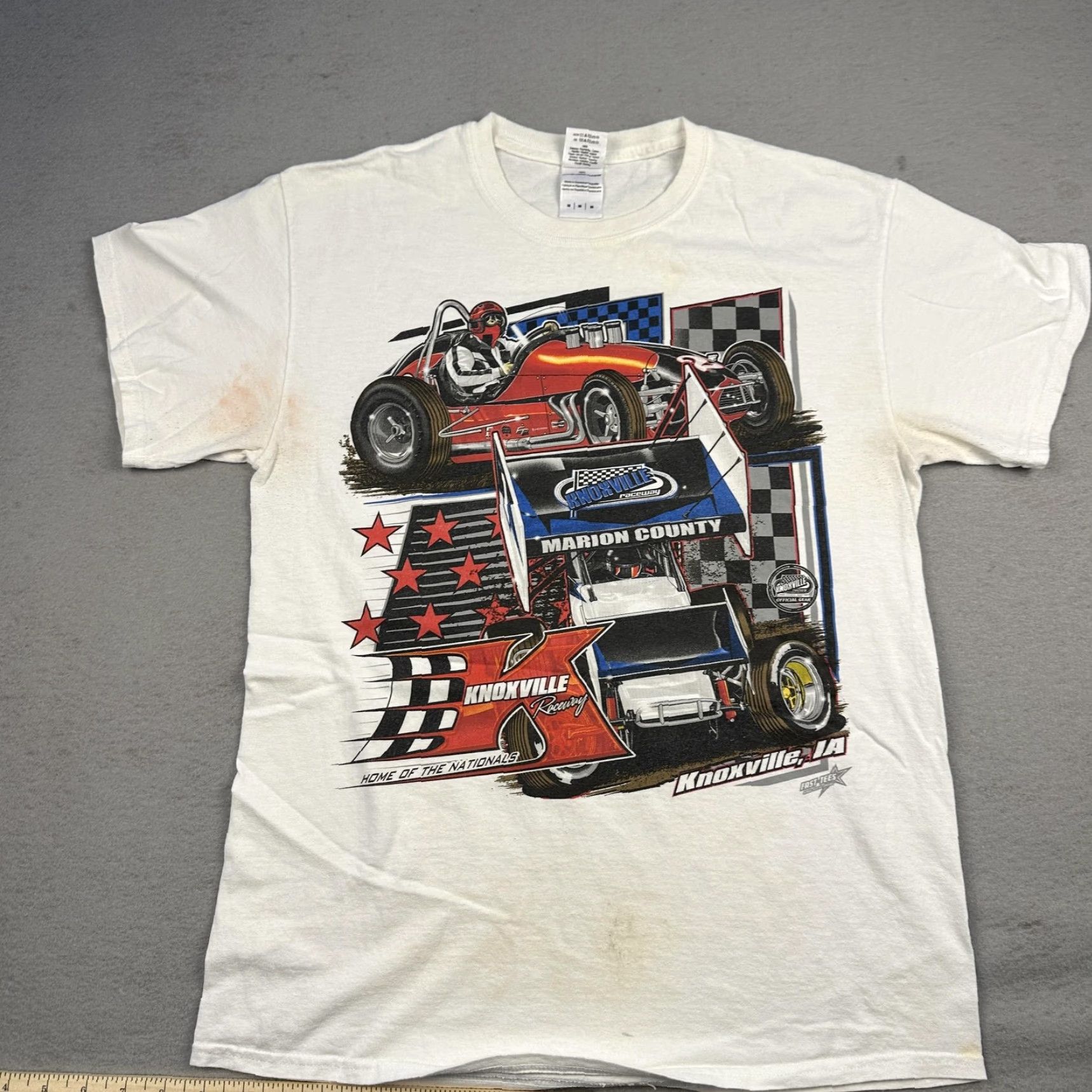 Gildan VINTAGE Knoxville Raceway Subway Graphic Shirt Mens Medium White Sprint Car Racing Tee Size US M / EU 48-50 / 2 - 3 Thumbnail
