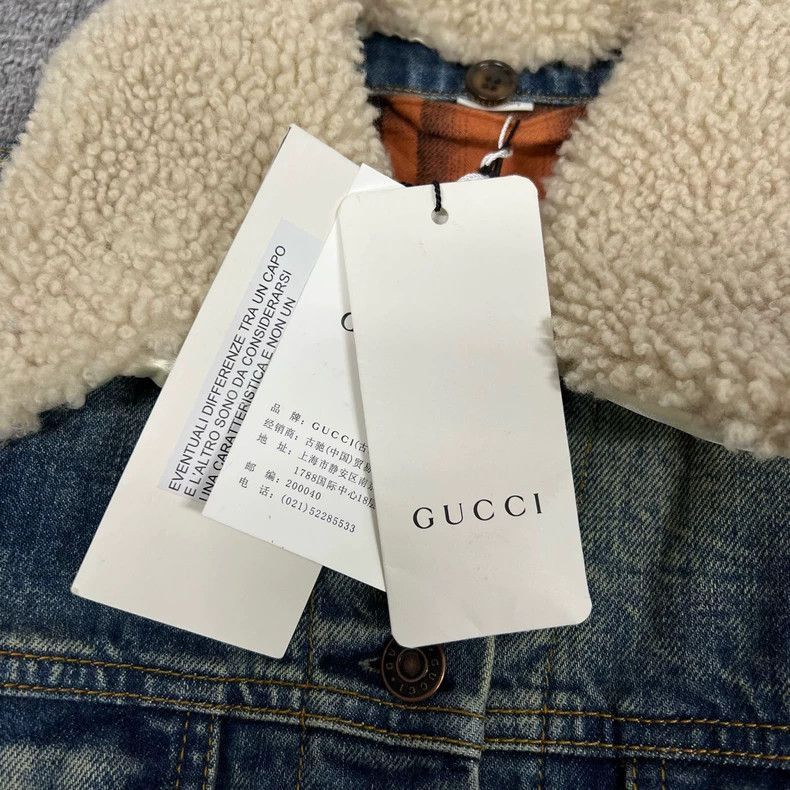 Gucci Gucci Denim Jacket with Leopard Fur Collar-2506 Size US L / EU 52-54 / 3 - 4 Thumbnail