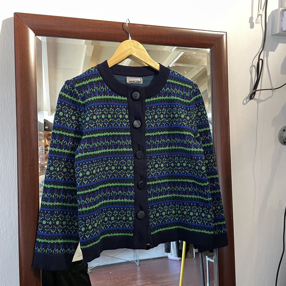 Yves Saint Laurent Yves Saint Laurent Button Ups Knitted Size S / US 4 / IT 40 - 1 Thumbnail