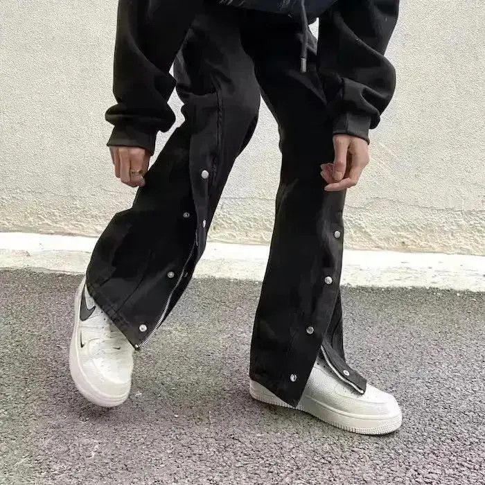 Japanese Brand Black Button Decor Pants, Wide Leg Pants Size US 30 / EU 46 - 2 Thumbnail