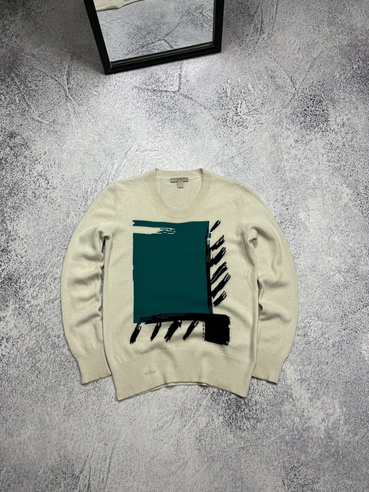 Burberry Burberry Brit Cashmere Big Logo Graphic Women's Sweater Size S / US 4 / IT 40 - 1 Thumbnail