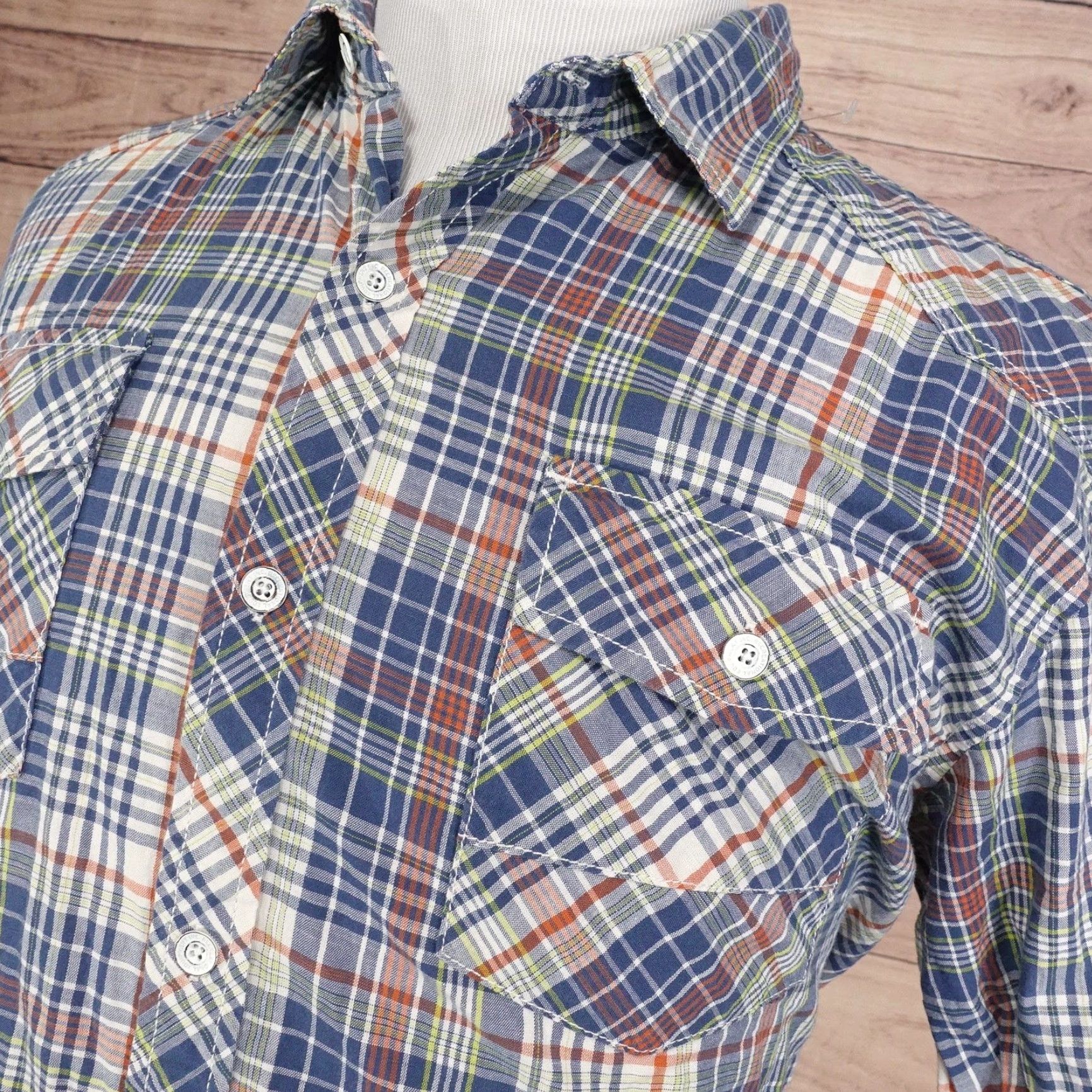 Vintage REI Shirt XL Blue Plaid Short Sleeve Button-Front Cotton Western Pockets Mens Size US XL / EU 56 / 4 - 2 Thumbnail