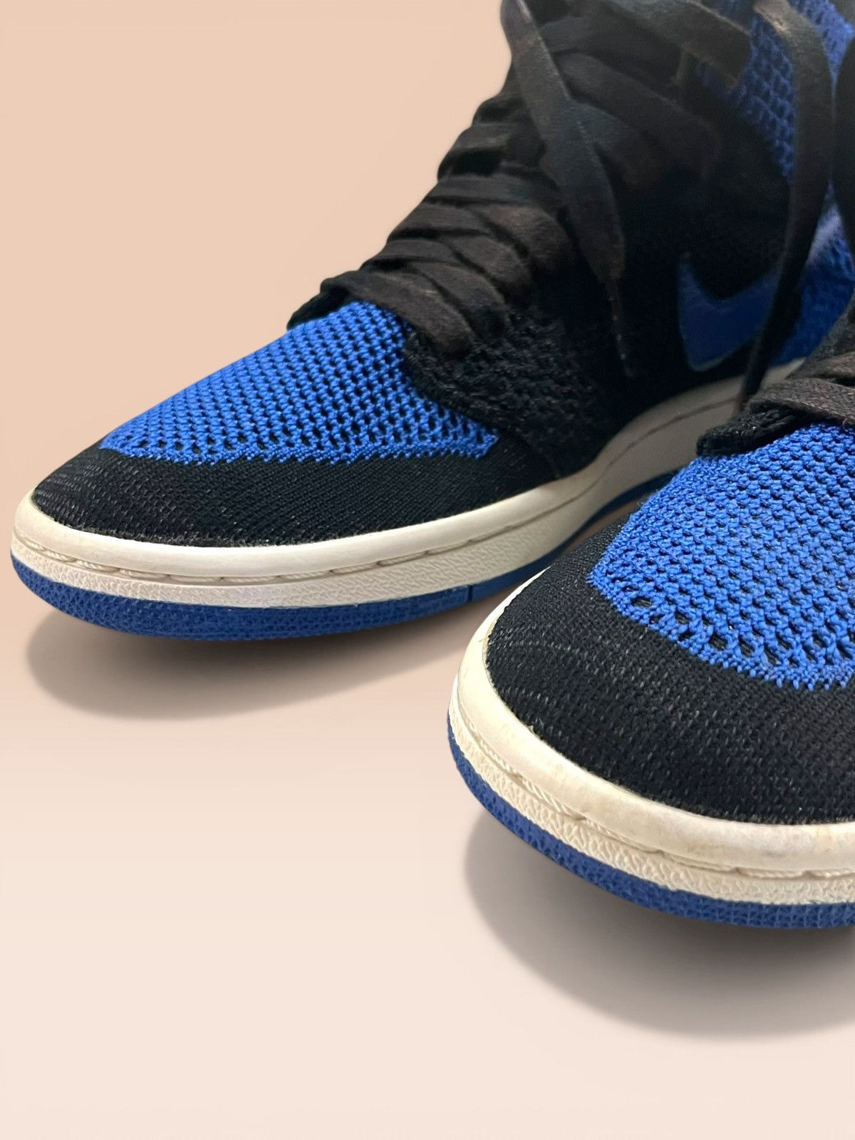 Jordan Brand Air Jordan 1 Retro High OG Flyknit GS "Royal" Size US 6 / EU 39 - 15 Thumbnail
