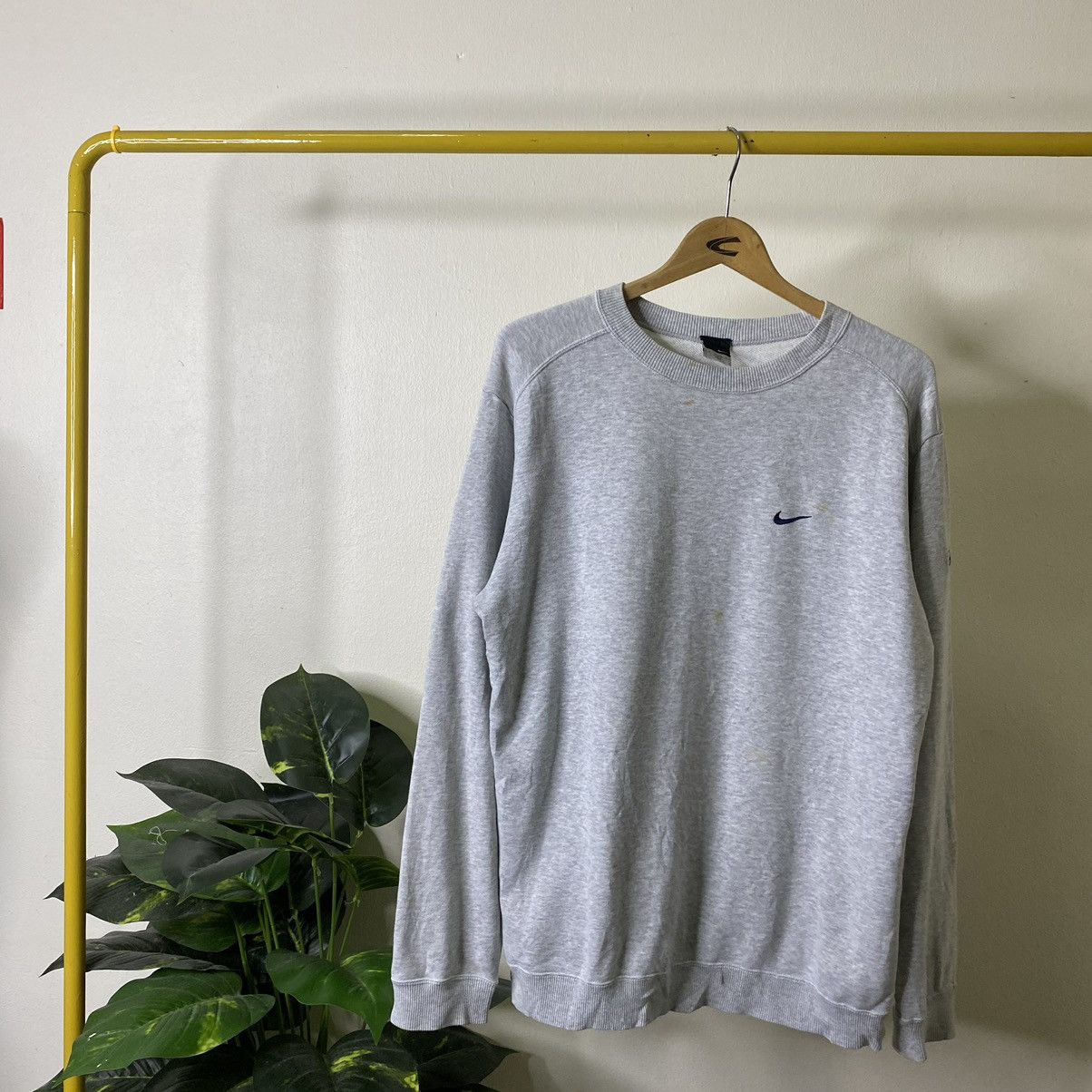 Nike × Vintage Vintage 2000s Nike Wing Basketball Sweatshirt Size US M / EU 48-50 / 2 - 1 Thumbnail