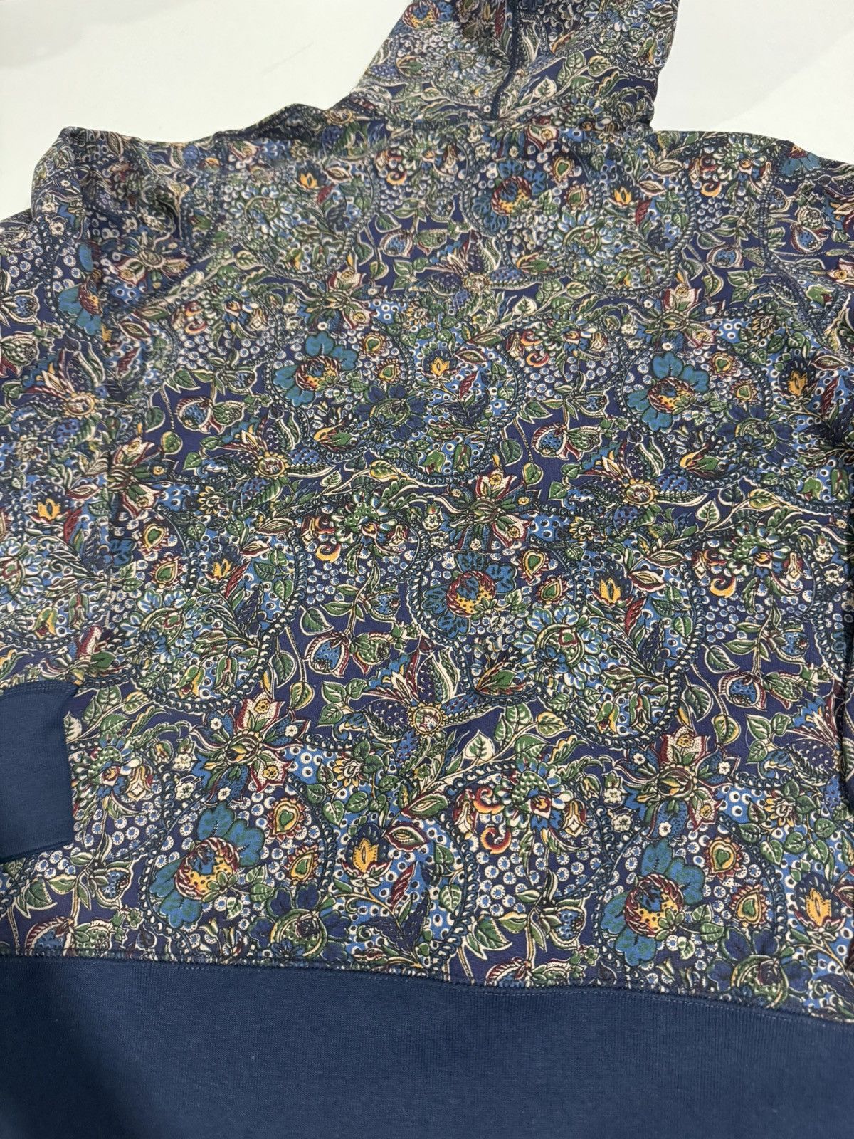 Supreme Paisley hoodie 2011 Size US M / EU 48-50 / 2 - 5 Thumbnail