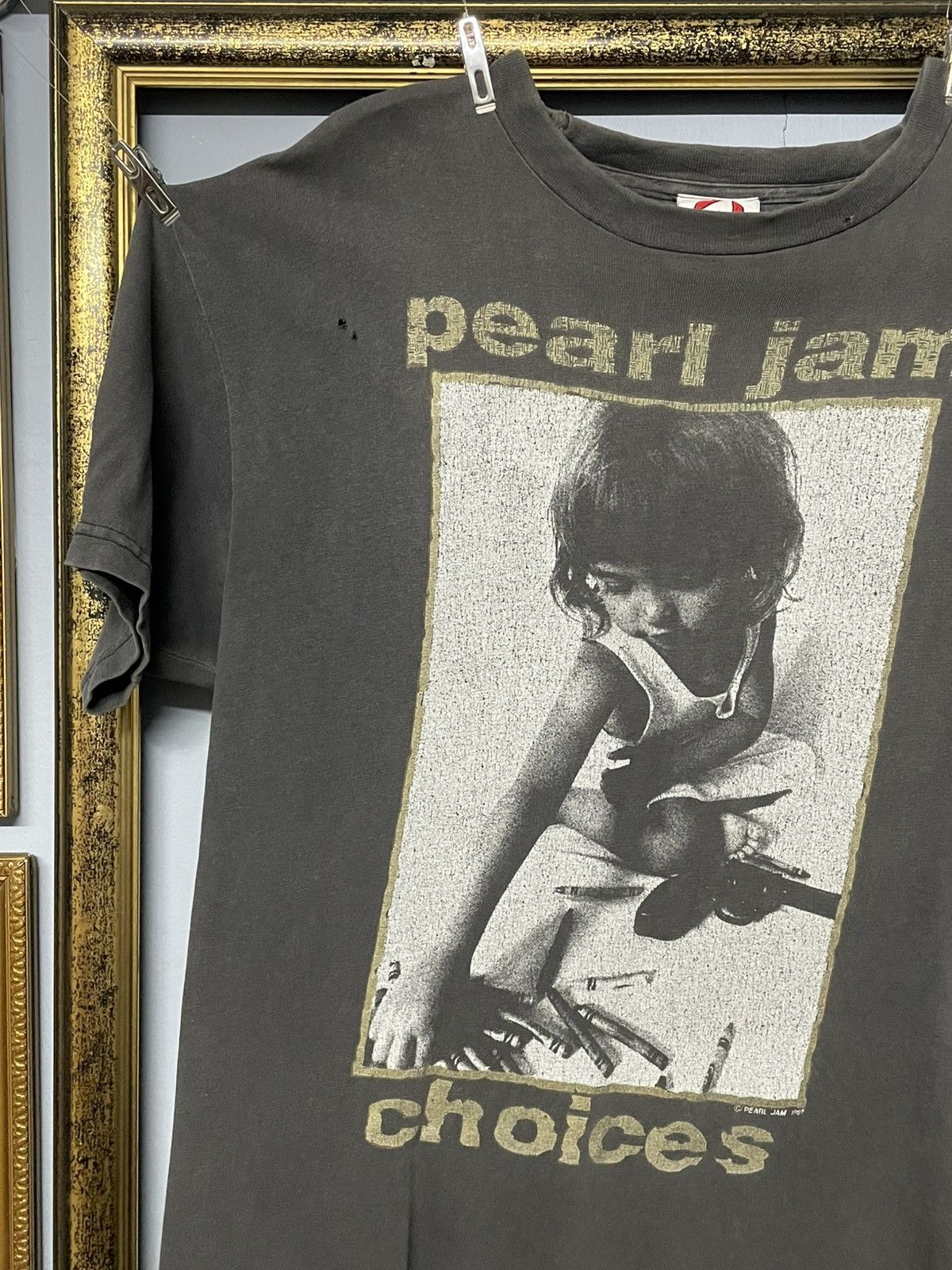 Band Tees Vintage Og 1992 Pearl Jam ‘Choises’ Sunfaded Distressed Tee Size US M / EU 48-50 / 2 - 3 Thumbnail