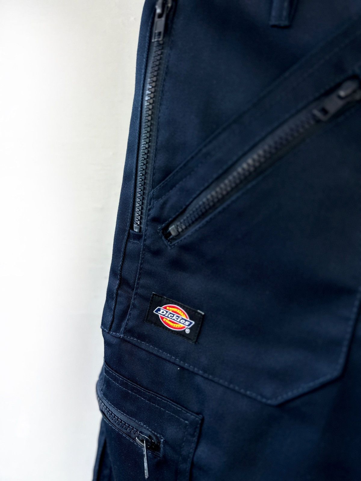 Dickies NEW Men’s Workwear Cargo Pants Dickies Dark Blue Size: 32 S Size US 31 - 3 Thumbnail