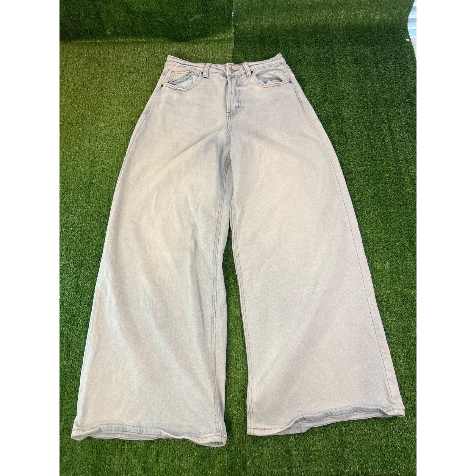 Almost Famous Almost Famous Womens 7-30 Baggy Jeans Wide Leg High Rise Size 30" / US 8 / IT 44 - 1 Thumbnail