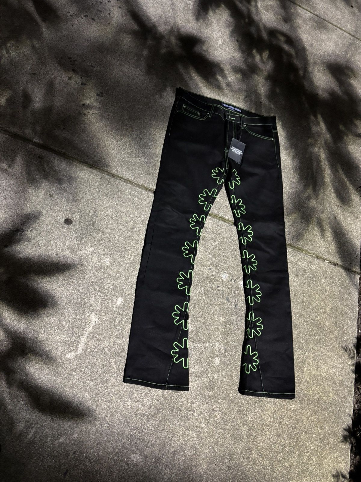 パンツ LOSTSHDWS LOGO JEANS LOSTSHDWS
