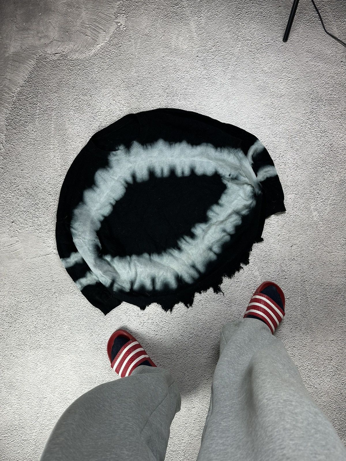 Japanese Brand Avant Garde Tie-Dye Destroyed Sweater Punk Y2K Grunge SK8 Size M / US 6-8 / IT 42-44 - 1 Thumbnail