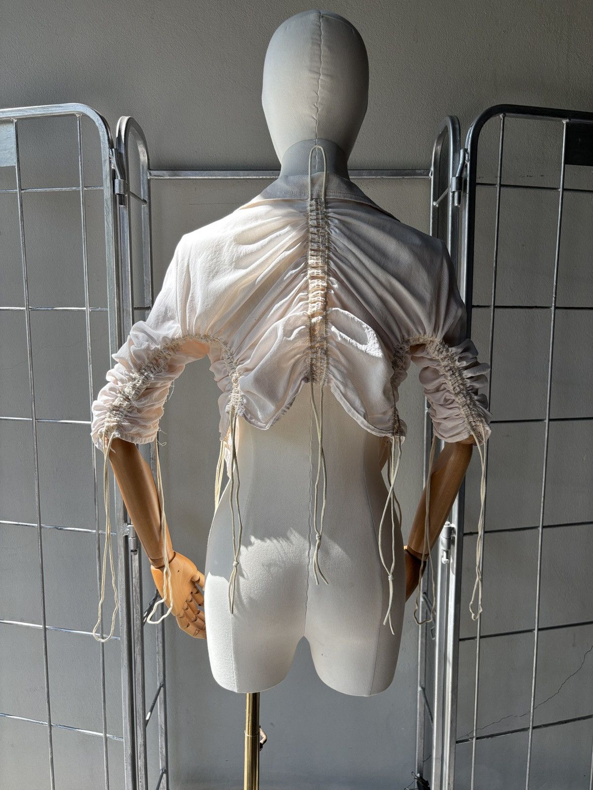 Issey Miyake ISSEY MIYAKE anatomical pucker blouse Size XS / US 0-2 / IT 36-38 - 4 Thumbnail