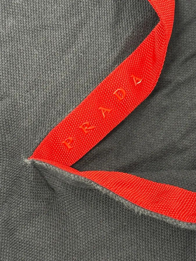 Prada 2000s Prada Navy & Red Minimalist Polo Size US S / EU 44-46 / 1 - 7 Thumbnail