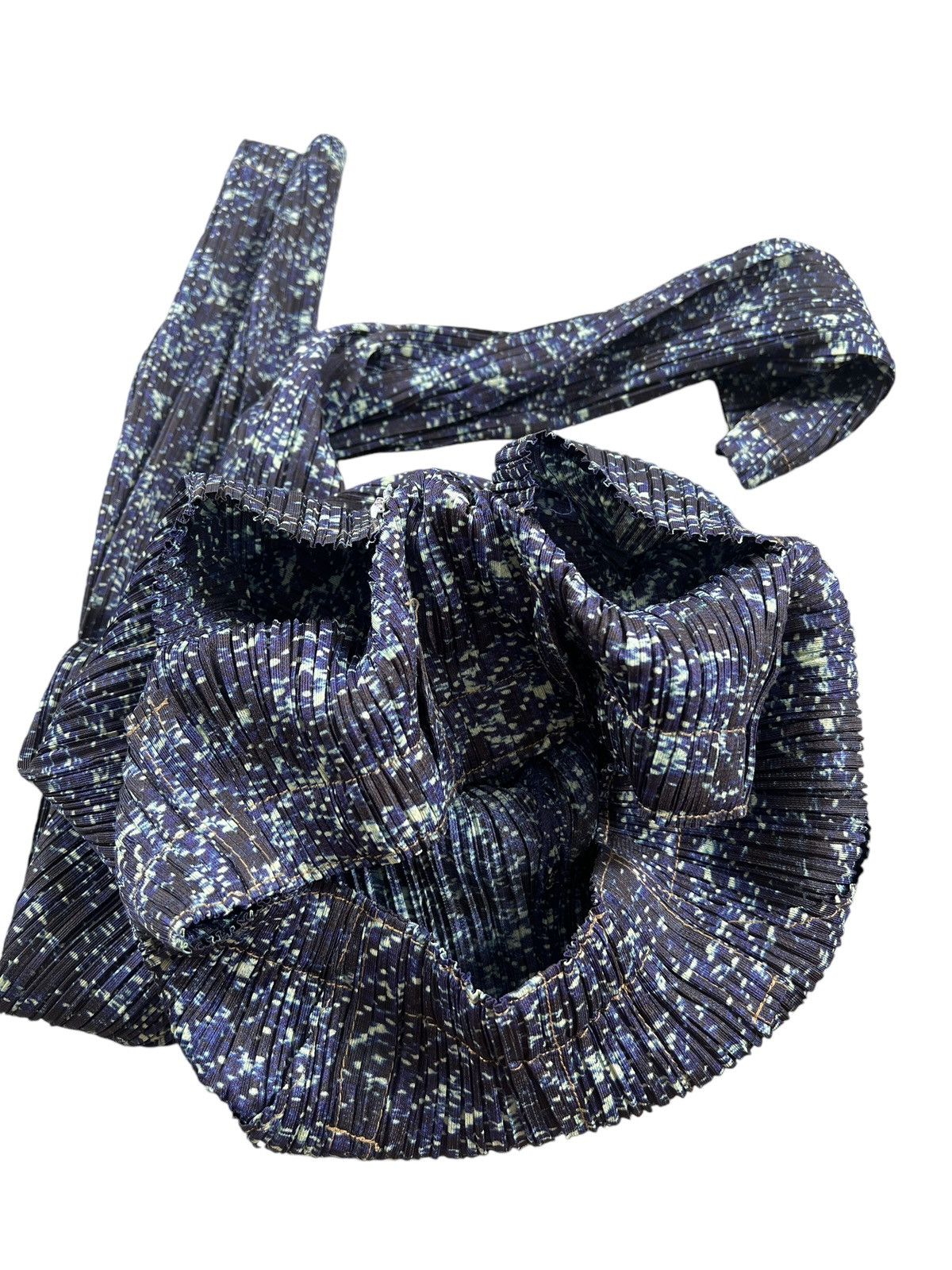 Pleats Please Issey Miyake Pleats Please Graphic Pleated Pants Size 29" - 7 Thumbnail