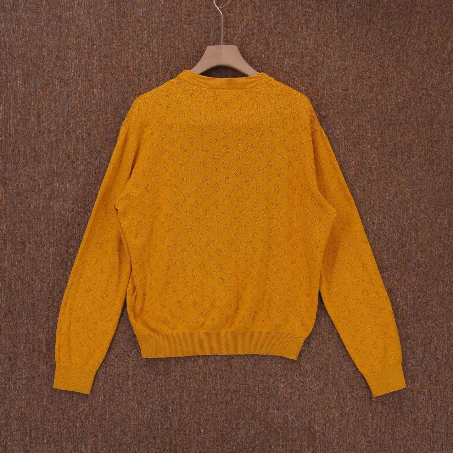 Louis Vuitton Louis Vuitton SS25 Yellow All Over Print Sweater L 99 Size US L / EU 52-54 / 3 - 2 Thumbnail