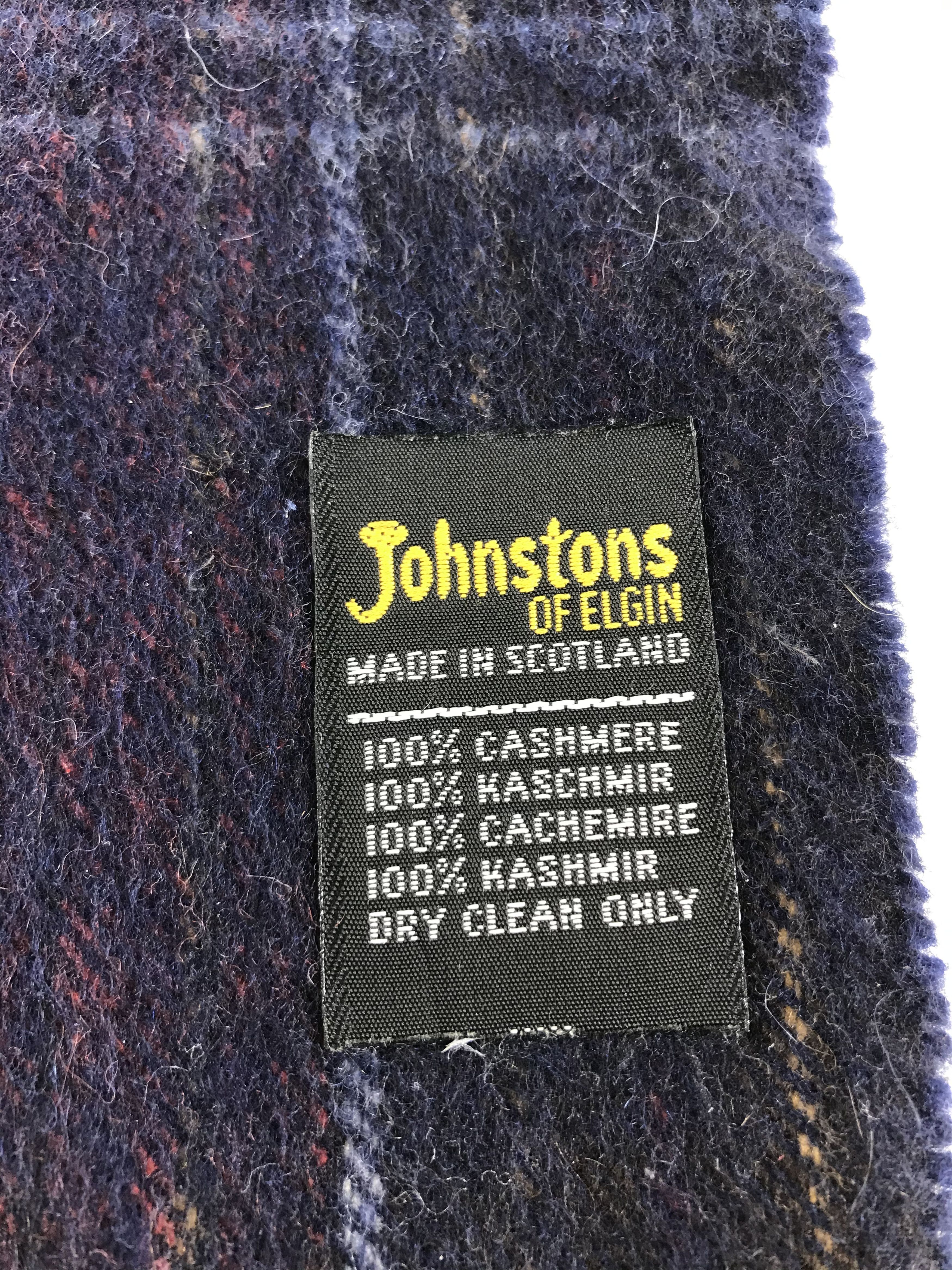 Johnstons Of Elgin Johnston of Elgin Cashmere Scarf Muffler V247 Size ONE SIZE - 4 Thumbnail