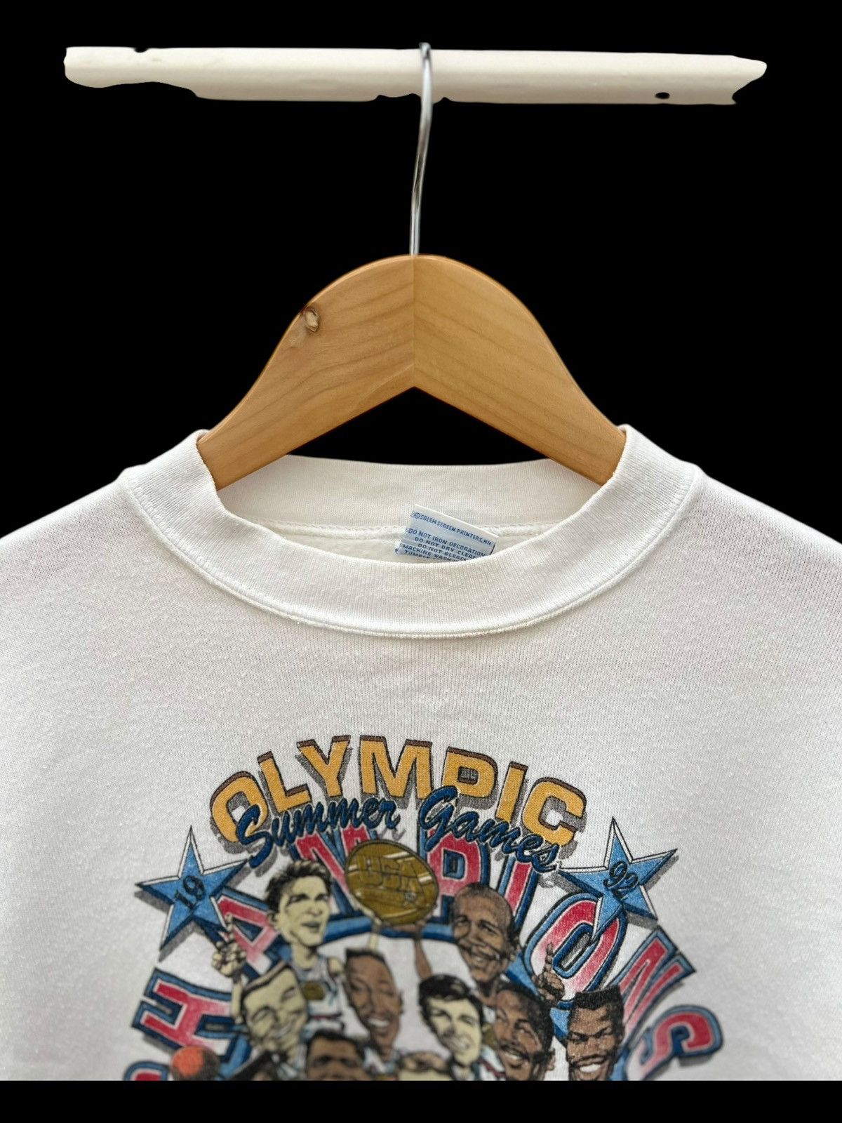 NBA Vintage USA Dream Team Olympic Champions Sweatshirt Size US L / EU 52-54 / 3 - 7 Thumbnail