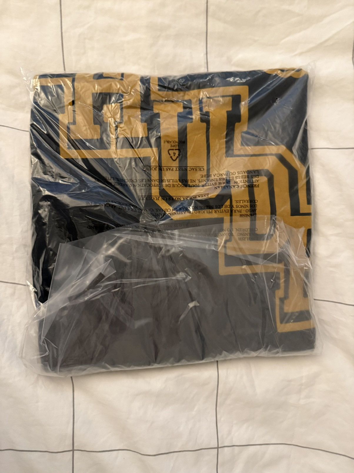 Rhude Rhude Collegiate Crest Tee Logo T-Shirt Sz XXL Black/Yellow Size US XXL / EU 58 / 5 - 11 Thumbnail