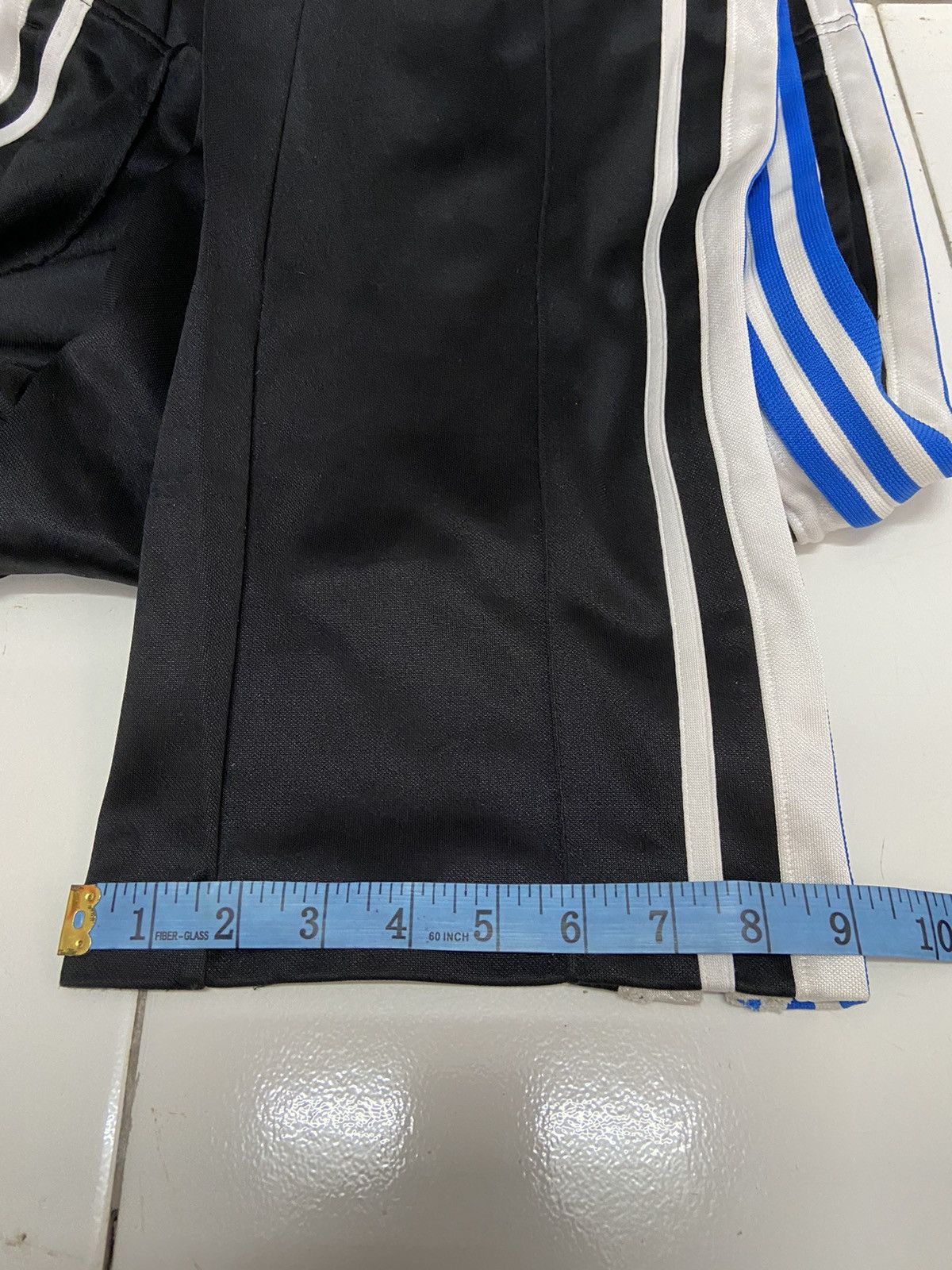 Adidas VINTAGE ADIDAS BASKETBALL ZIPPER TRACK PANTS Size US 36 / EU 52 - 13 Thumbnail