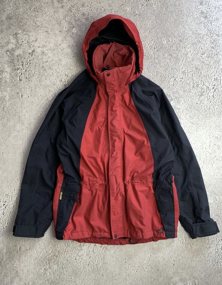 Image of Goretex x Mammut Vintage Mammut Gore-Tex Jacket Hyvent Outdoor Y2K Jacket in Black/Red (Size 2XL)