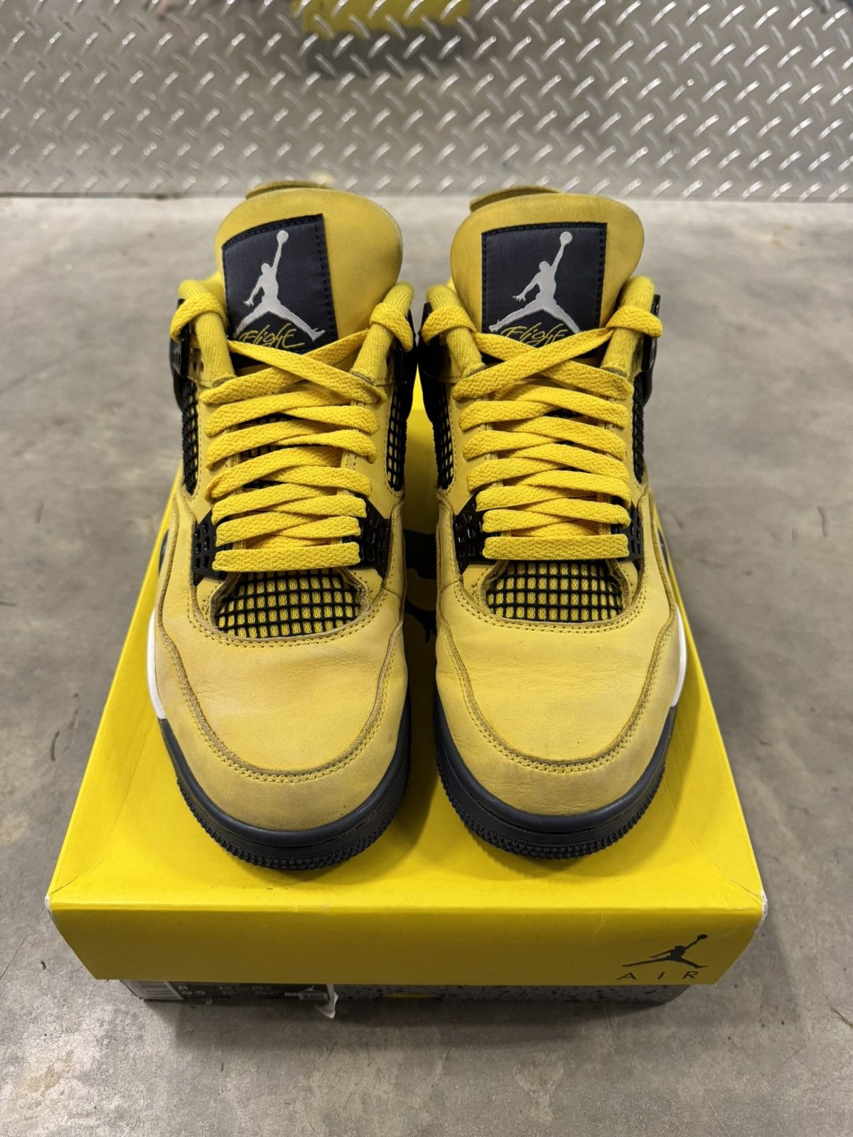 Jordan Brand Jordan 4 Retro Lightning 2021 Size 8 Size US 8 / EU 41 - 4 Thumbnail