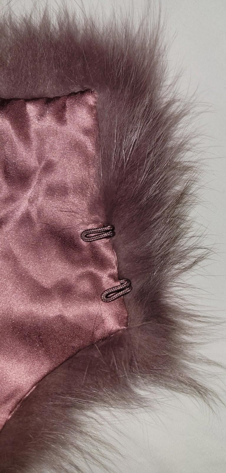Designer CHETTA B silk lined fox fur pink shawl Size ONE SIZE - 6 Thumbnail