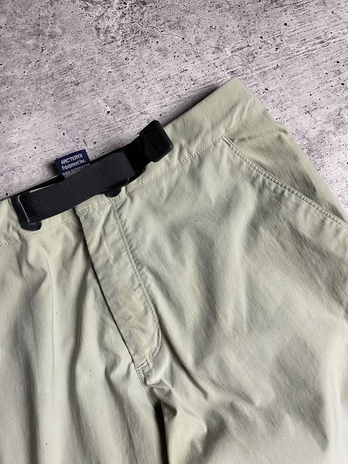 Arc'teryx Arcteryx Vintage Logo Pants Size US 31 - 8 Thumbnail