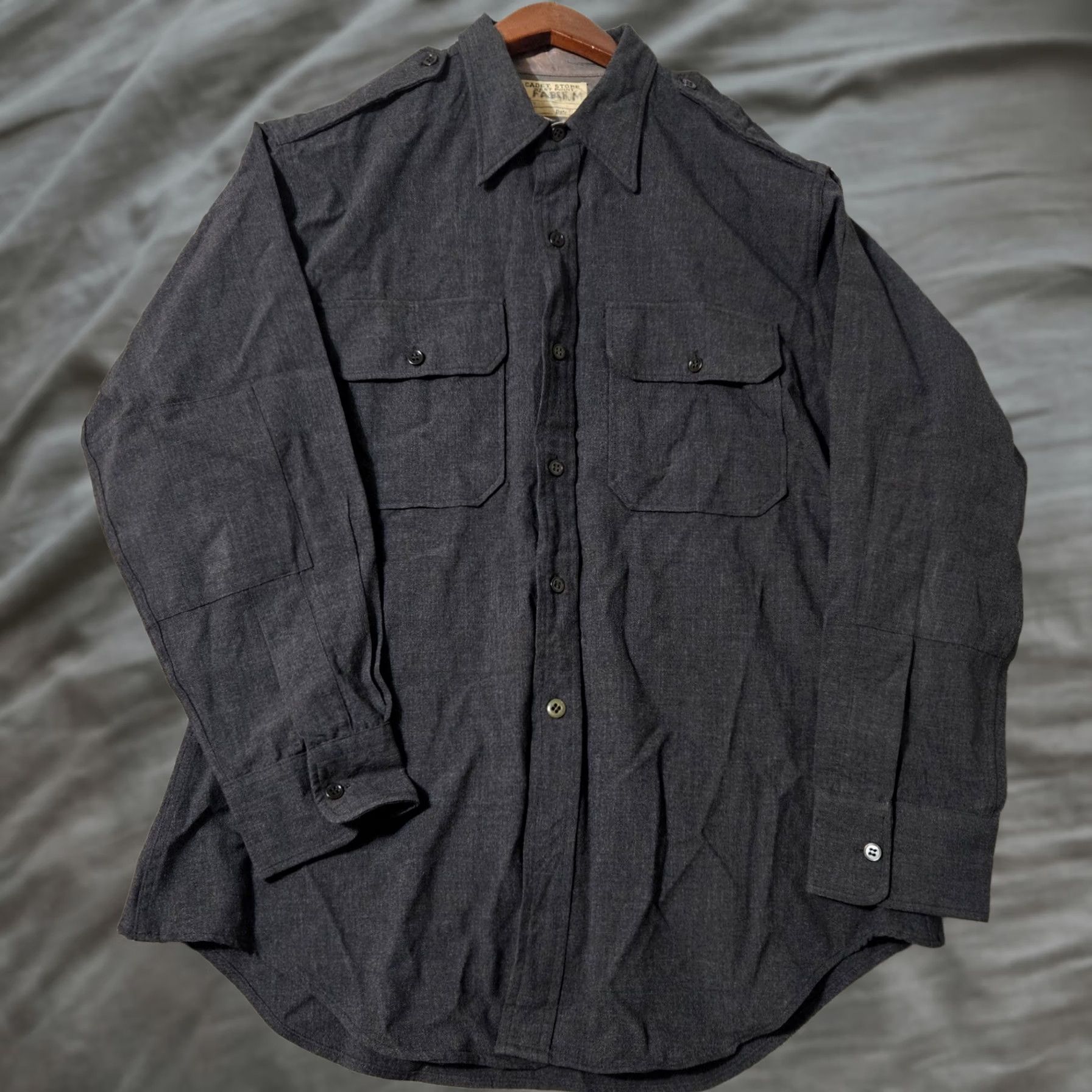Vintage Cadet Store West Point Men's Long Sleeve Button Down Shirt Gray 16.5 1964 Size Regular Mens Size US XL / EU 56 / 4 - 1 Thumbnail