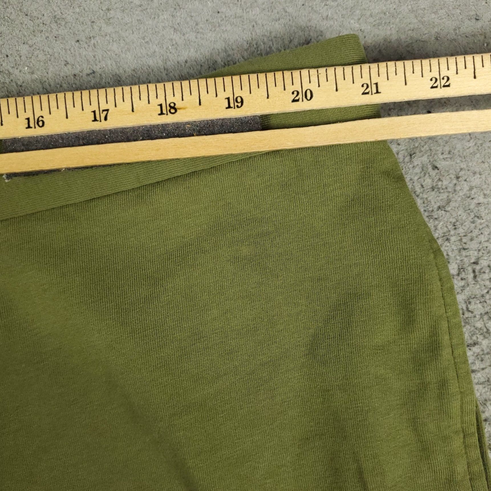 Brooks Brothers VINTAGE Brooks Brothers Men's Chino Shorts Size 2XL Green Flat Front Cotton Casual Classic Size US 39 - 4 Thumbnail