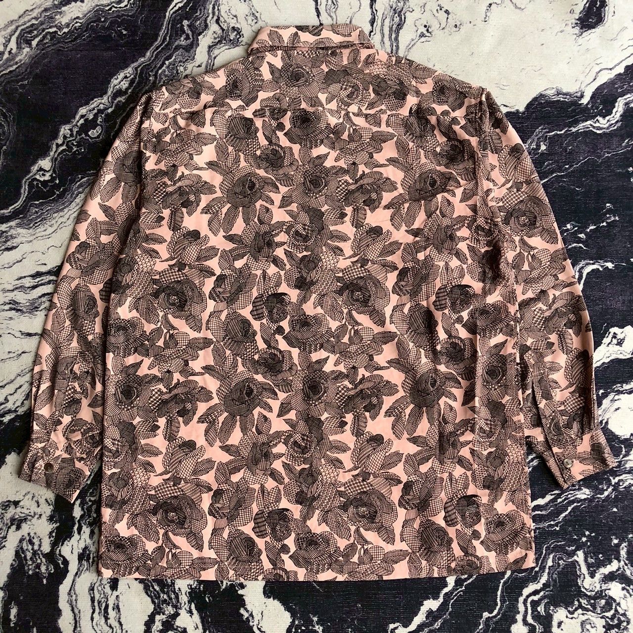 Balenciaga Vintage 90s Balenciaga Sports Paris Floral Shirt Pink Black Size US L / EU 52-54 / 3 - 2 Thumbnail