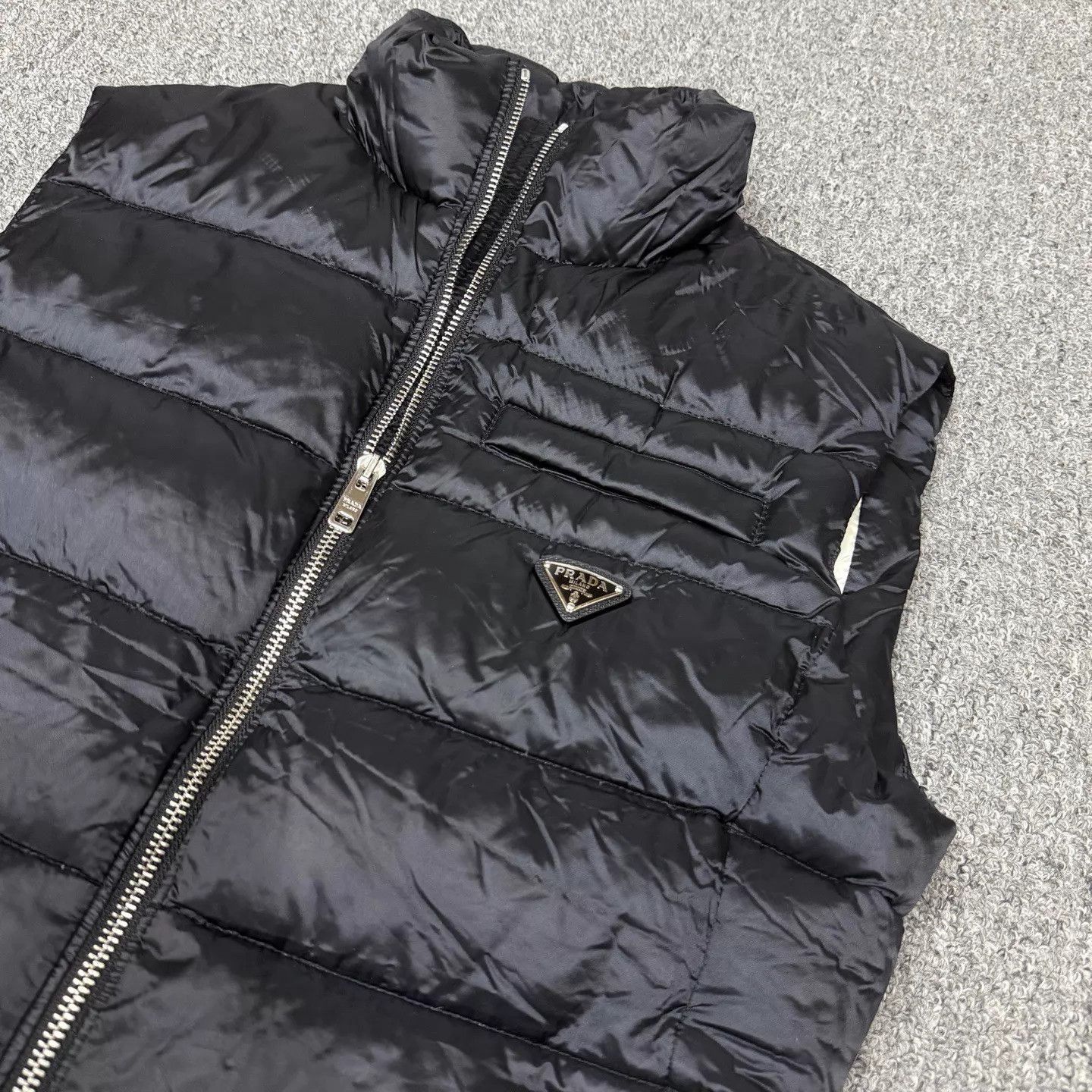 Prada Prada Triangle Logo Black Down Vest 40 99 New Size S / US 4 / IT 40 - 3 Thumbnail