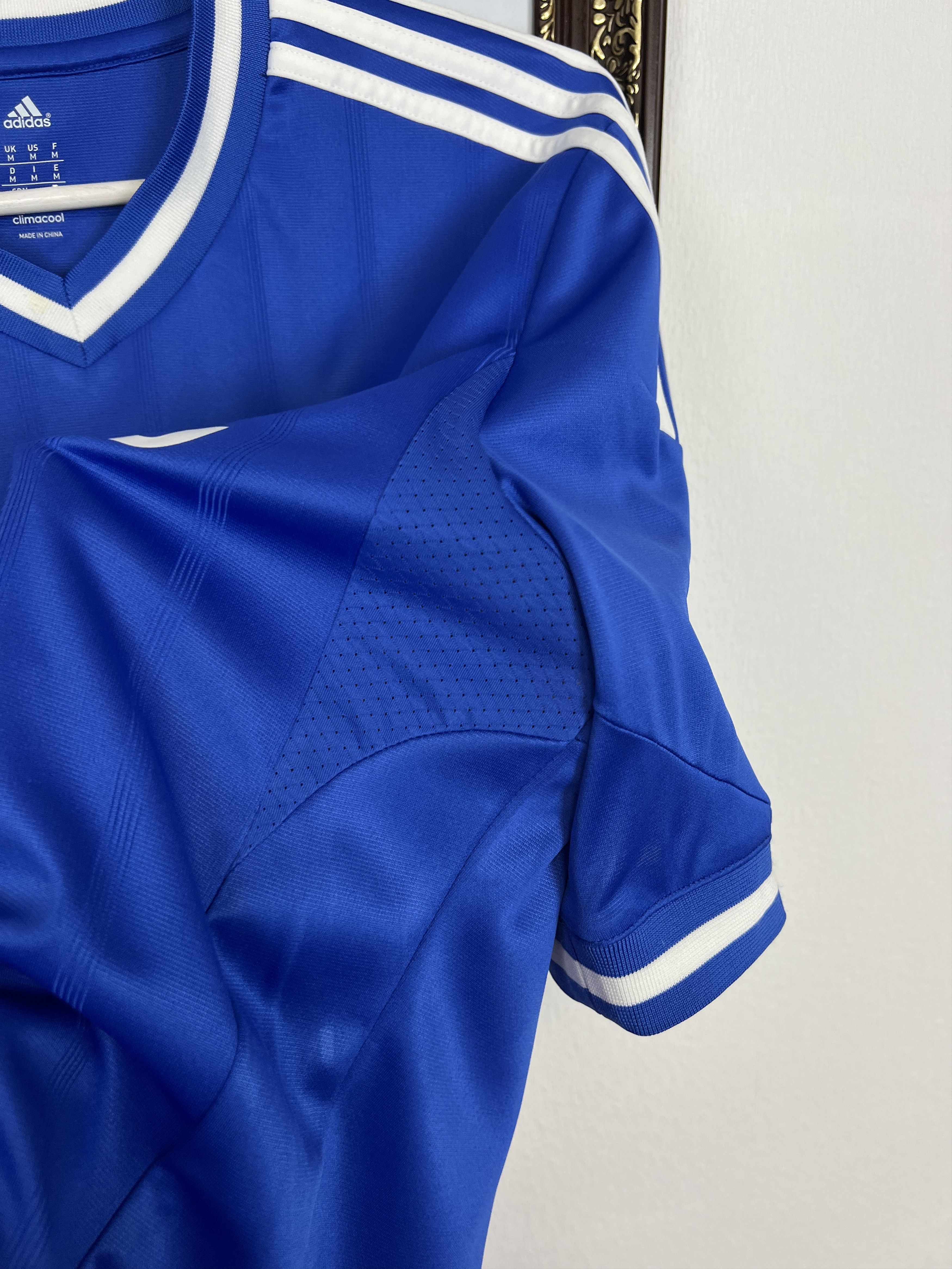 Adidas Chelsea football shirt 2013 Soccer #5 Essien Adidas Tee Size US M / EU 48-50 / 2 - 8 Thumbnail