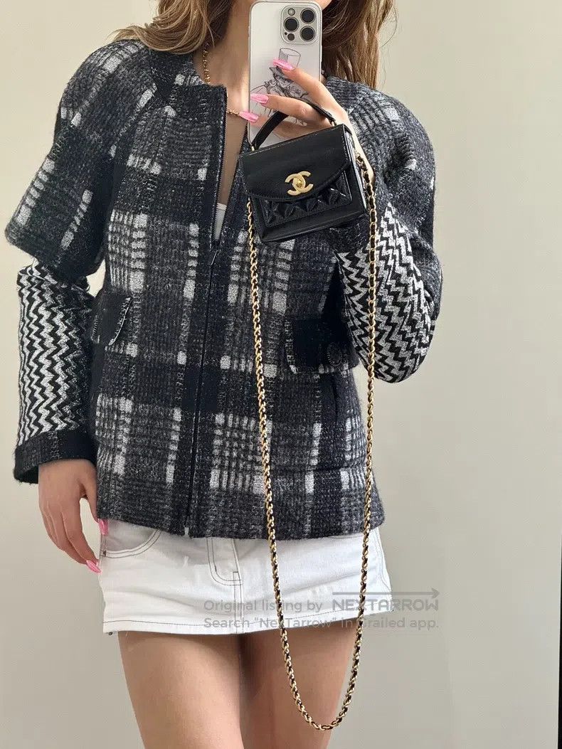 Chanel Chanel Handicraft workshop chair series black and white pl Size XS / US 0-2 / IT 36-38 - 3 Thumbnail