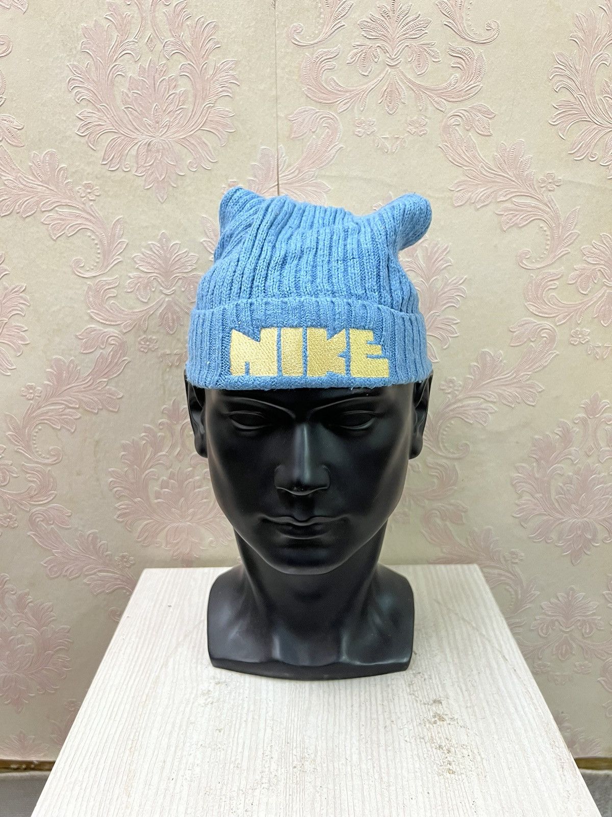 Nike Nike Spell Out Beanie Hats Size ONE SIZE - 2 Thumbnail