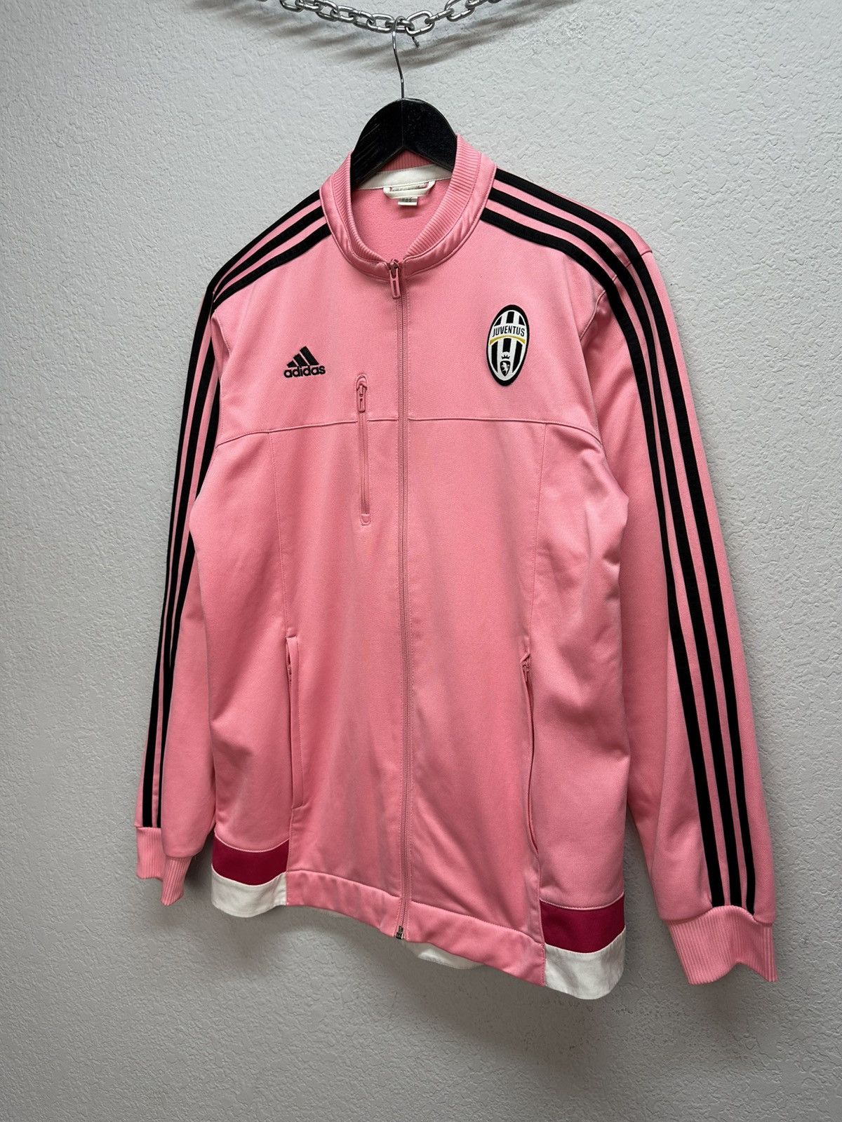 Adidas Vintage Adidas Juventus Pink 2015 Track Jacket Drake Rare Size US L / EU 52-54 / 3 - 7 Thumbnail