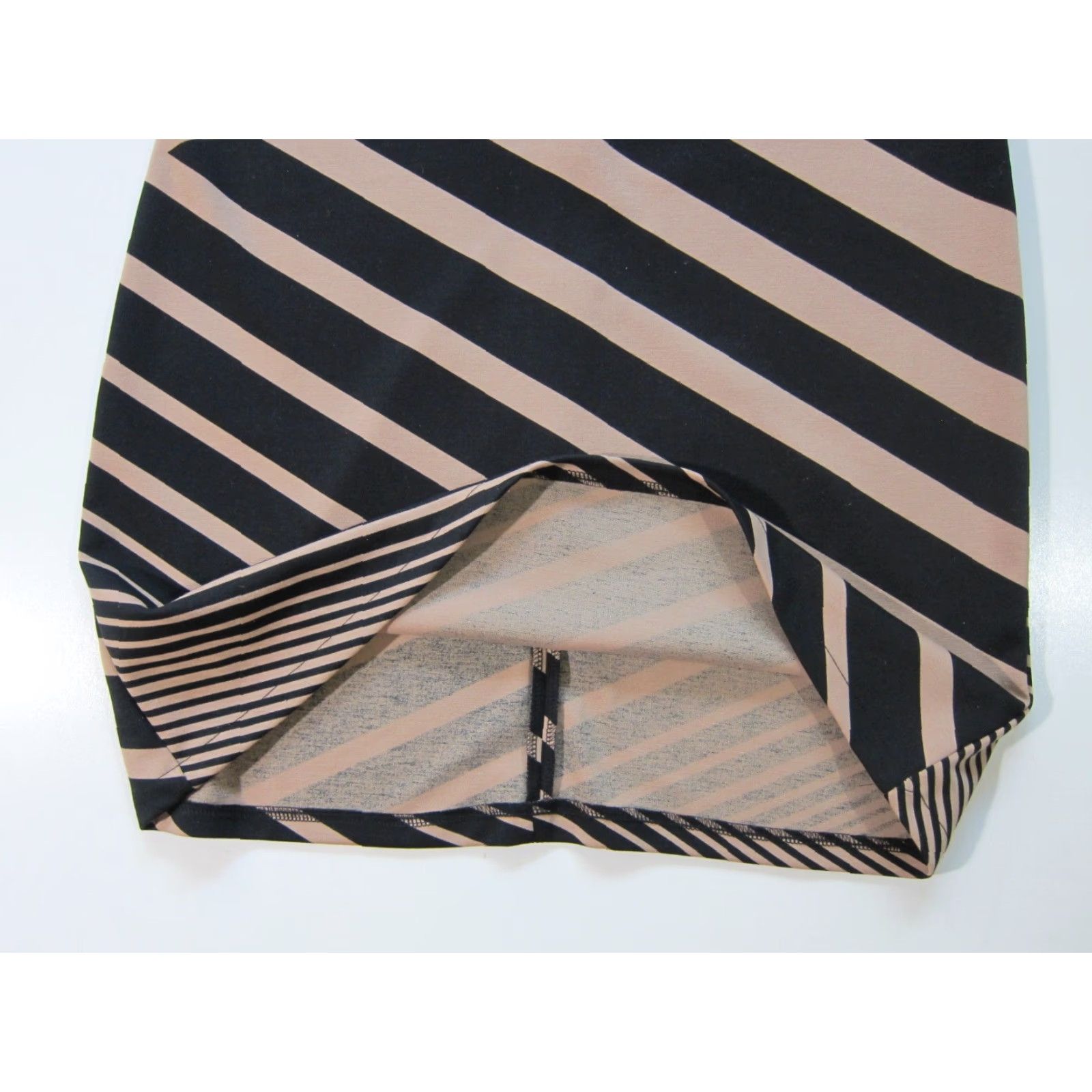 Ann Taylor Ann Taylor Loft Black Stripe Stretch Sleeveless Tunic Sheath Shift Dress 6 Womens Dress Black 6 Tailor Loft Ann Taylor Size M / US 6-8 / IT 42-44 - 7 Thumbnail
