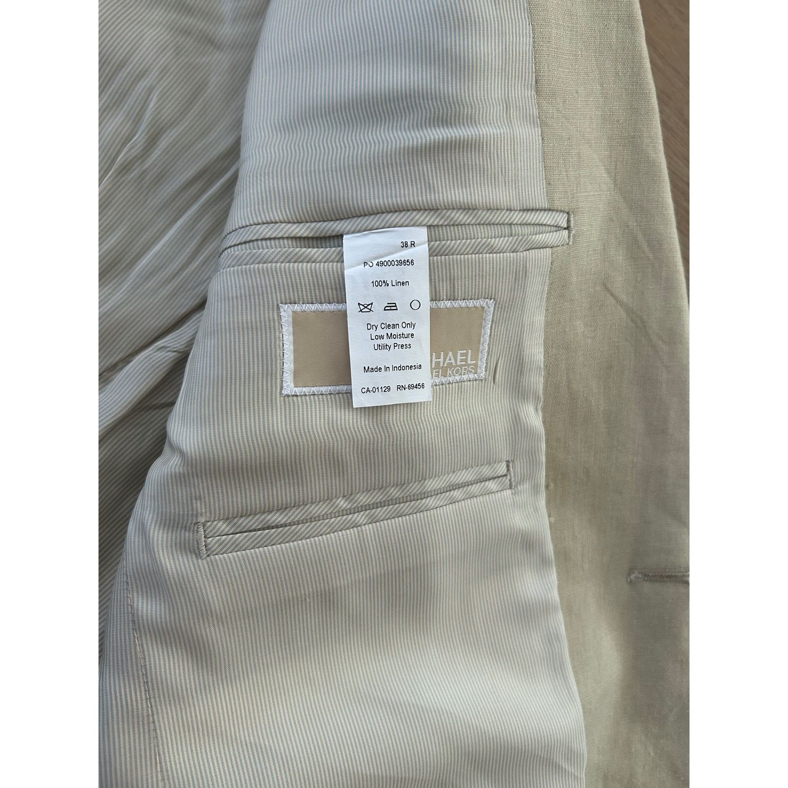 Michael Kors MICHAEL KORS | SUIT Size 36R - 6 Thumbnail
