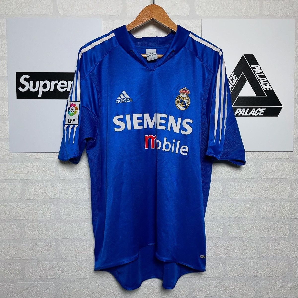 Adidas × Vintage Vintage adidas Real Madrid soccer jersey Siemens