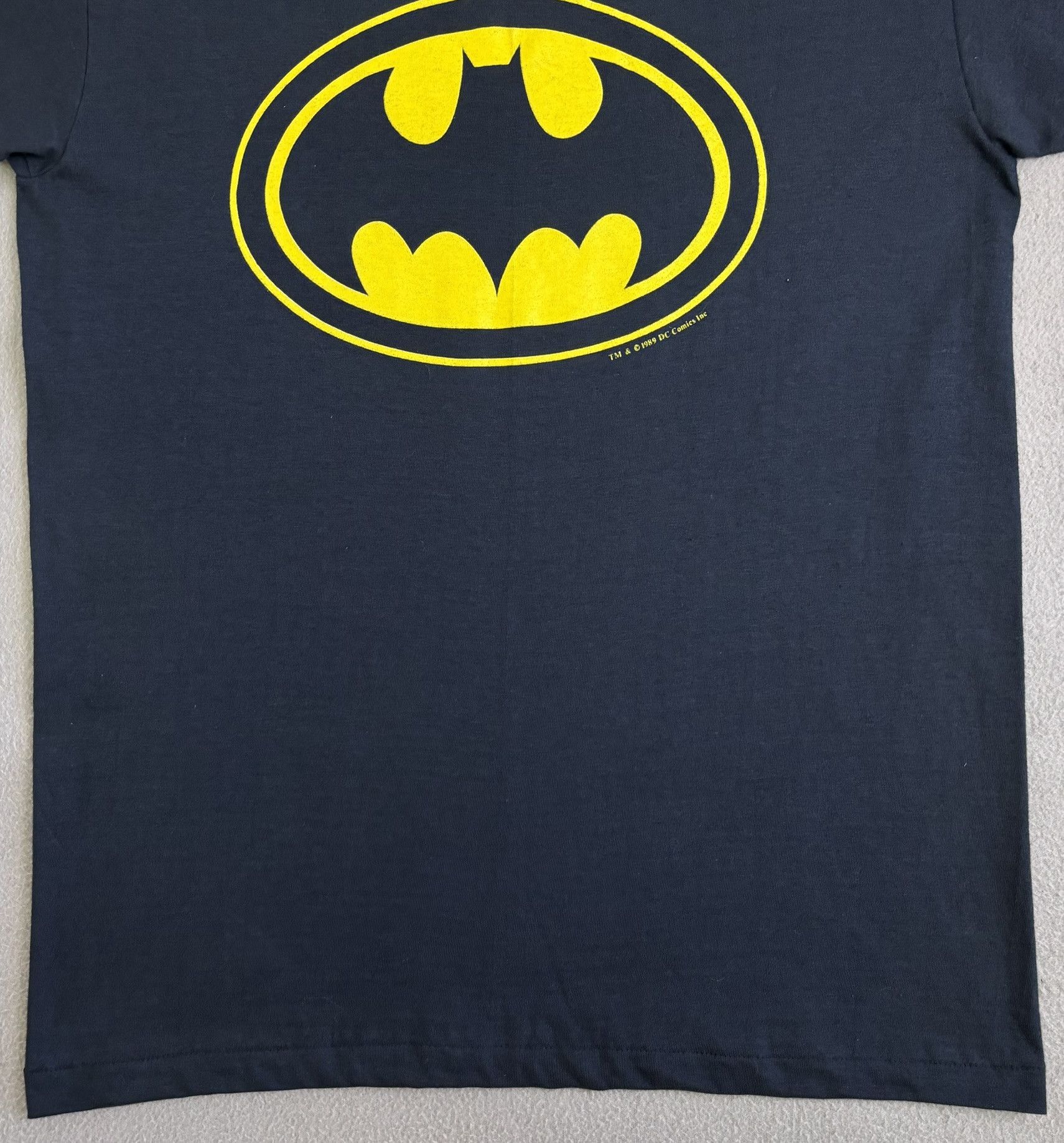 DC Comics × Hanes × Vintage Batman 1989 DC Comics 80s Big Logo T-shirt Hanes Large Size US L / EU 52-54 / 3 - 9 Thumbnail